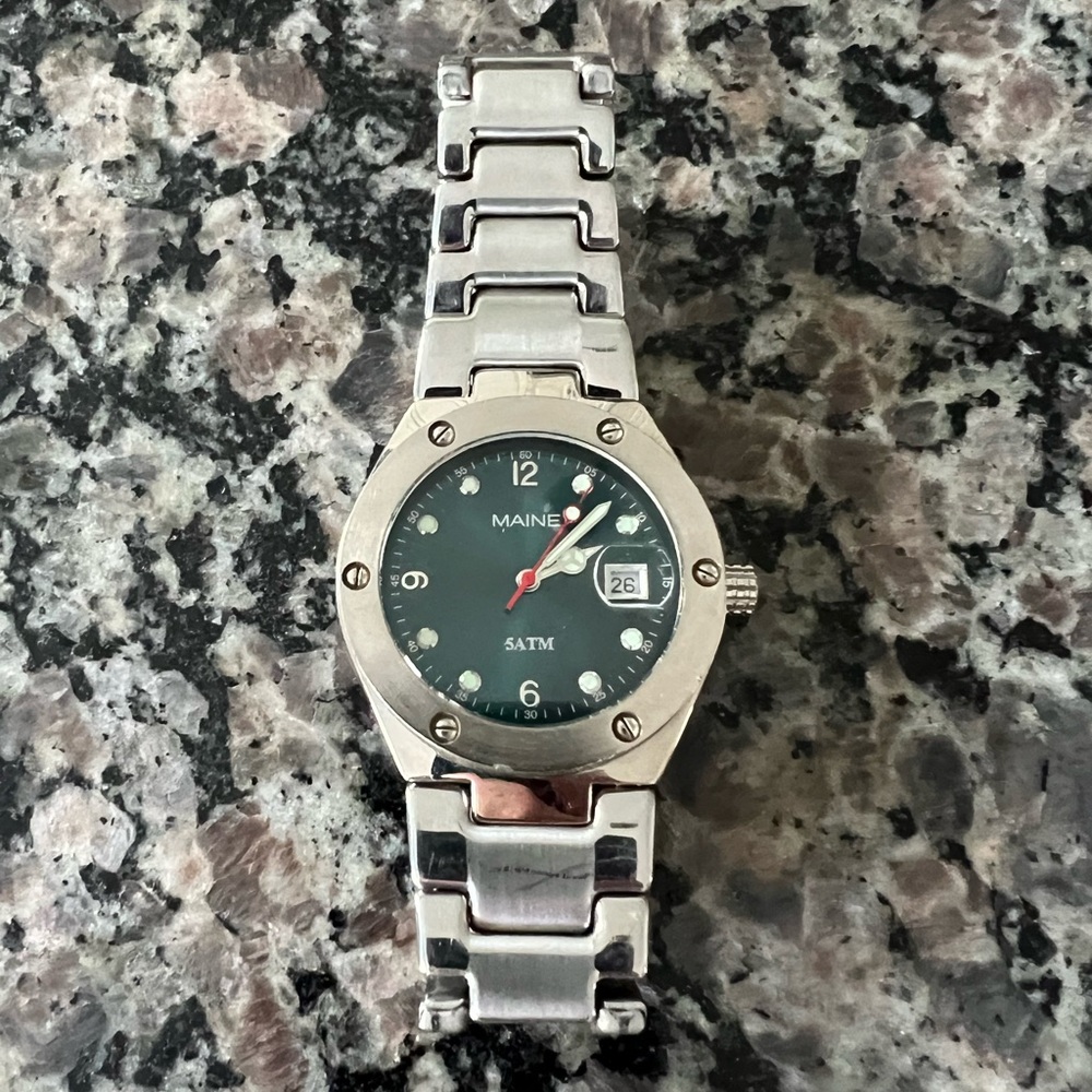 Men’s Maine 5ATM PH3463 watch. Stainless Steel back. Japan Movement. Pre-owned.